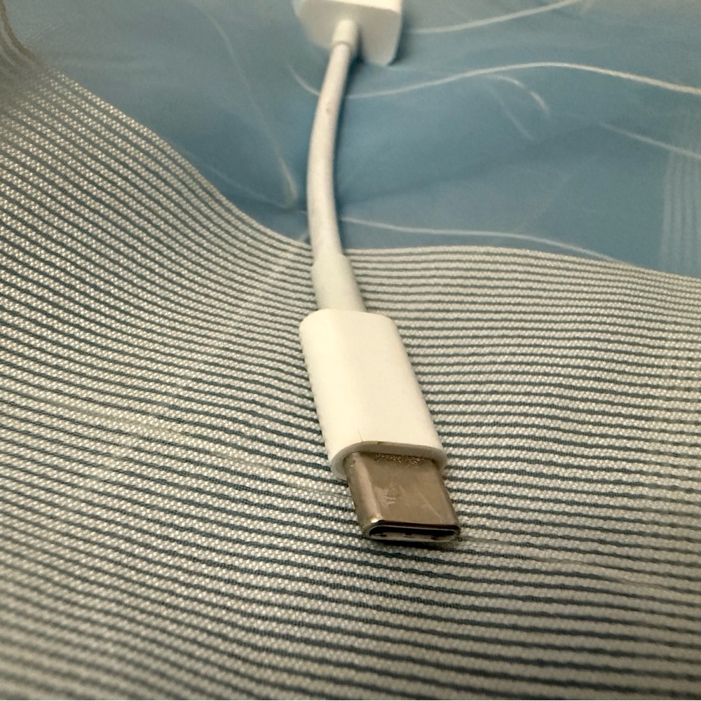 Apple USB adapter - Picture 3 of 6